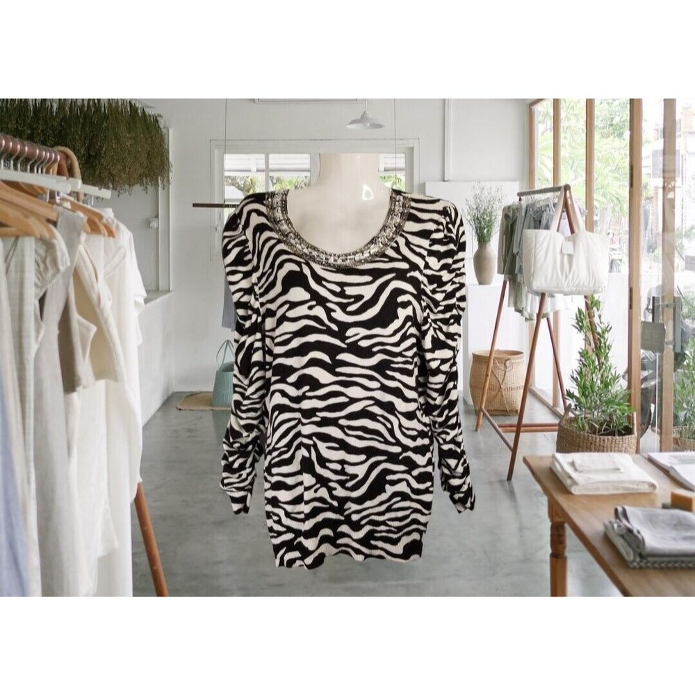 Women's Knit Top Gem & Bead Embellished Neckline Zebra Design NEW Size Large